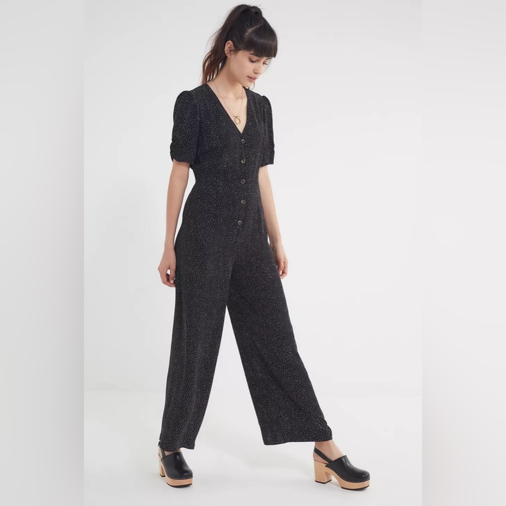 UO Tea Botton-Down Jumpsuit Size Small